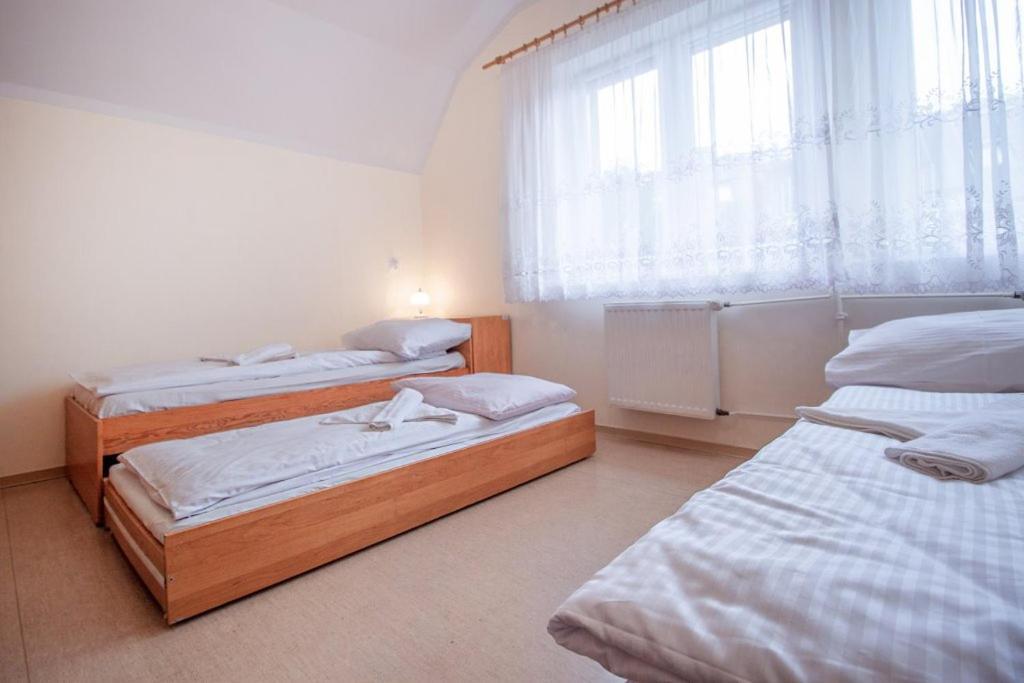 Bed and Breakfast Dom Pracy Twórczej Akademii Morskiej Świnoujście Zewnętrze zdjęcie